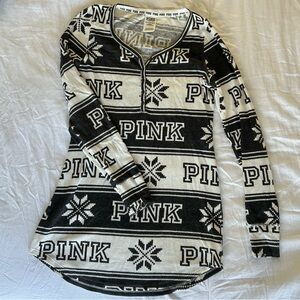 VS Pink long sleeve sleep shirt